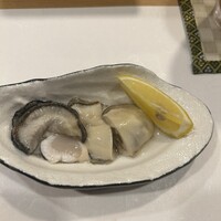 鮨処 榎本 - 牡蠣
