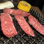 炭火焼肉 ひびの亭 - 