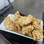 なにわや食堂 - 単品の若鶏から揚げ
サクサクで松山っぽい甘めのタイプ