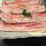 炭火焼き肉 一億兆 - 
