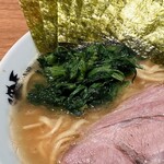 まだ洞くつ家 - ほうれん草。