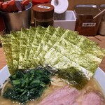 まだ洞くつ家 - 海苔増しは5枚150円。