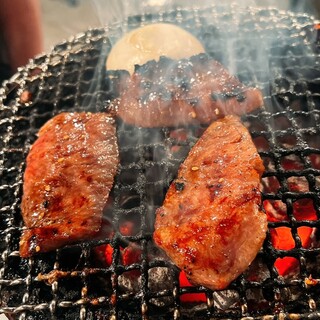 炭火焼き肉 一億兆_1