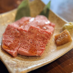 炭火焼肉 ホルモン にく式 - 