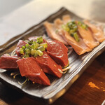 炭火焼肉 ホルモン にく式 - 