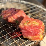 炭火焼肉 ホルモン にく式 - 