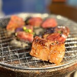 炭火焼肉 ホルモン にく式 - 