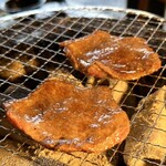 炭火焼肉 ホルモン にく式 - 