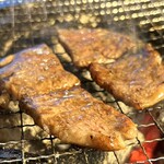 炭火焼肉 ホルモン にく式 - 