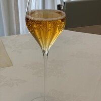 新華 - 