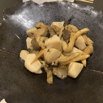 魚介料理 海 - ホタテときのこのバターソテー