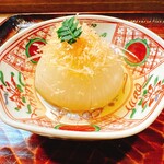 松半 - タマネギ丸煮