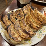 中華料理 餃子の店 三幸園 白山通り店 - 