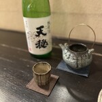 土家 - 日本酒は、お猪口が一番ですね＾＾