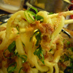 うどん 丸香 - 青ねぎ＆鰹節を絡めて啜る
