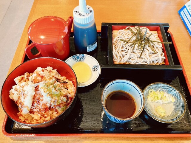 ごこうのすりきれ、、、 : そば処 寿限無の写真