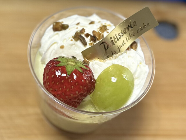 えくれーる 蛇田店（Eclair） - 曽波神（ケーキ）の写真