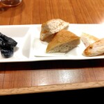 さけぼうず 旬仙 - ナス漬物・三角油揚げ・笹かま