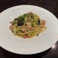 カレス - 