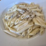 オステリア エ ボッテガ エッセ - ゴルゴンゾーラのクリームソースペンネ