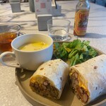 gift tokyo - 朝からボリューム満点‼️