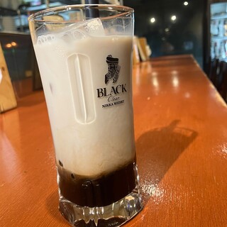 山椒やクミンが香る爽やかな個性派ドリンクで乾杯◎