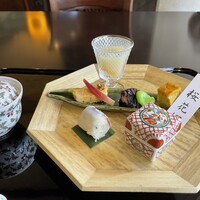 懐石料理 花壇 - 