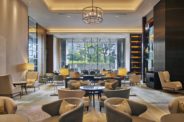 The Palace Lounge photo 5