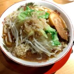 特選ラー油 肉そば 寅や - 寅や郎ラーメン 小 200g　850円