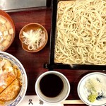 久霧 - ・Aセット
      （かつ丼とせいろ蕎麦）
      　※追加汁なし半量…せいろ蕎麦