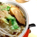 特選ラー油 肉そば 寅や - 