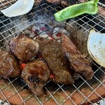 焼肉処 まるます家 - 炭火七輪って天才(≧▽≦)