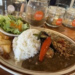 SPOON YOKOSUKA  - 季節野菜のたっぷりベジカレー