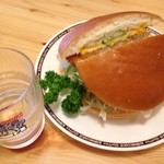 Komeda Kohi Ten - フィッシュフライバーガー　４２０円