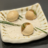 東京寿司 ITAMAE SUSHI -PRIME- GINZA SIX店 - お通しは銀杏
