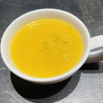 Bistro Roven - 香味野菜のポタージュ　かぼちゃとか人参とかの複雑な味