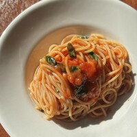 モッツァレラのトマトソース又はアラビアータスパゲッティー二