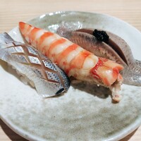 鮨やすぞう。 - コハダ、車海老、真鰯