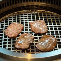 近江うし焼肉 にくTATSU 日本橋室町店 - 