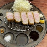 宮川豚衛門 - あわ雪ポーク　　ロース　　150g   3100円