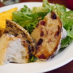 パーラー江古田 - ドライクランベリーやブルーベリーが入った“フルッタ”が美味しい～