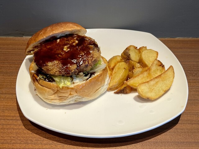 Brand New Burger (ブランニューバーガー) - 牛込柳町 Brand New Burger (ブランニューバーガー) - 牛込柳町