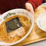 まるたかラーメン - これが僕の「正油ラーメン」と「小ごはん」