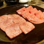 焼肉 ジャンボ - 