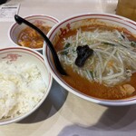 蒙古タンメン中本 - 