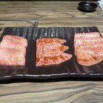 焼肉 ジャンボ - 