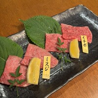 松阪牛炭火焼肉 東海亭 - 