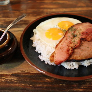 ヴィラ・アフガン_1