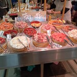 漁港食堂 - 刺し身コーナー