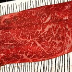 293165846 - まる肉